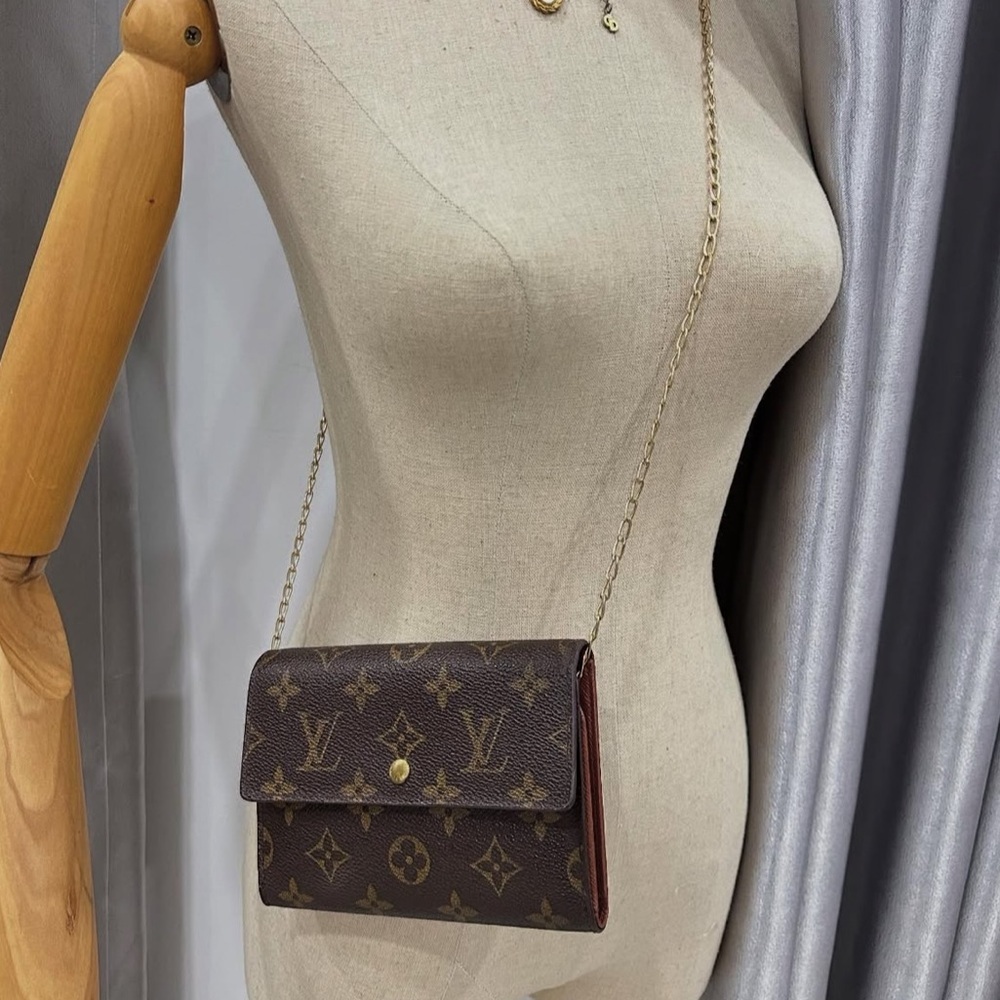 2 piece Louis Vuitton Monogram Trifold Wallet and Insert - Picture 13 of 13